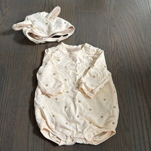 Cat & Jack Baby 🐰 Bunny Dot Cream Sweatshirt Romper - 0-3M